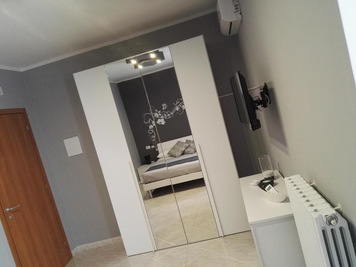 B&B Black-And-White Gallipoli Εξωτερικό φωτογραφία